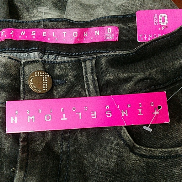 Tinseltown Black Acid-Washed Skinnies - Picture 2 of 2