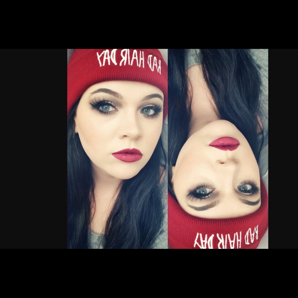 Makeup revolution velvet lacquer lipgloss