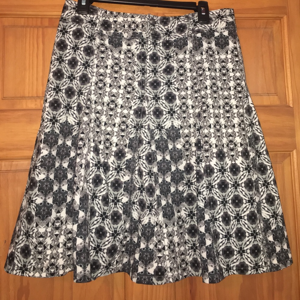 Athleta Skort size 8