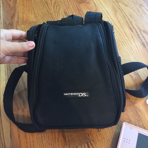 Nintendo DS Kit - Picture 2 of 8