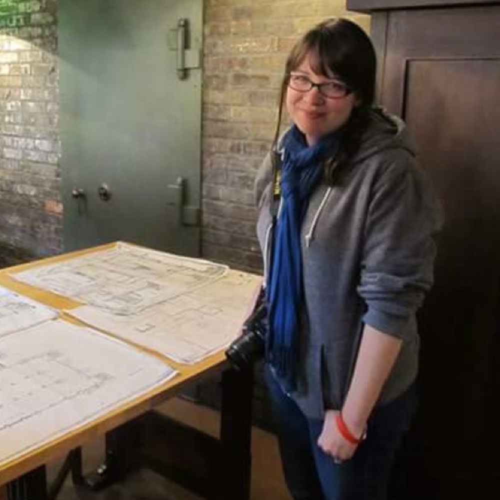 Meet your Posher, Julie