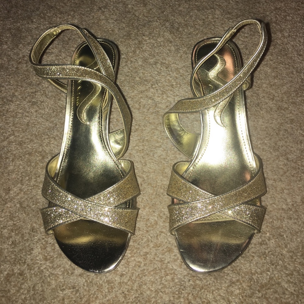 Nina Gold Prom Heels (66% off)