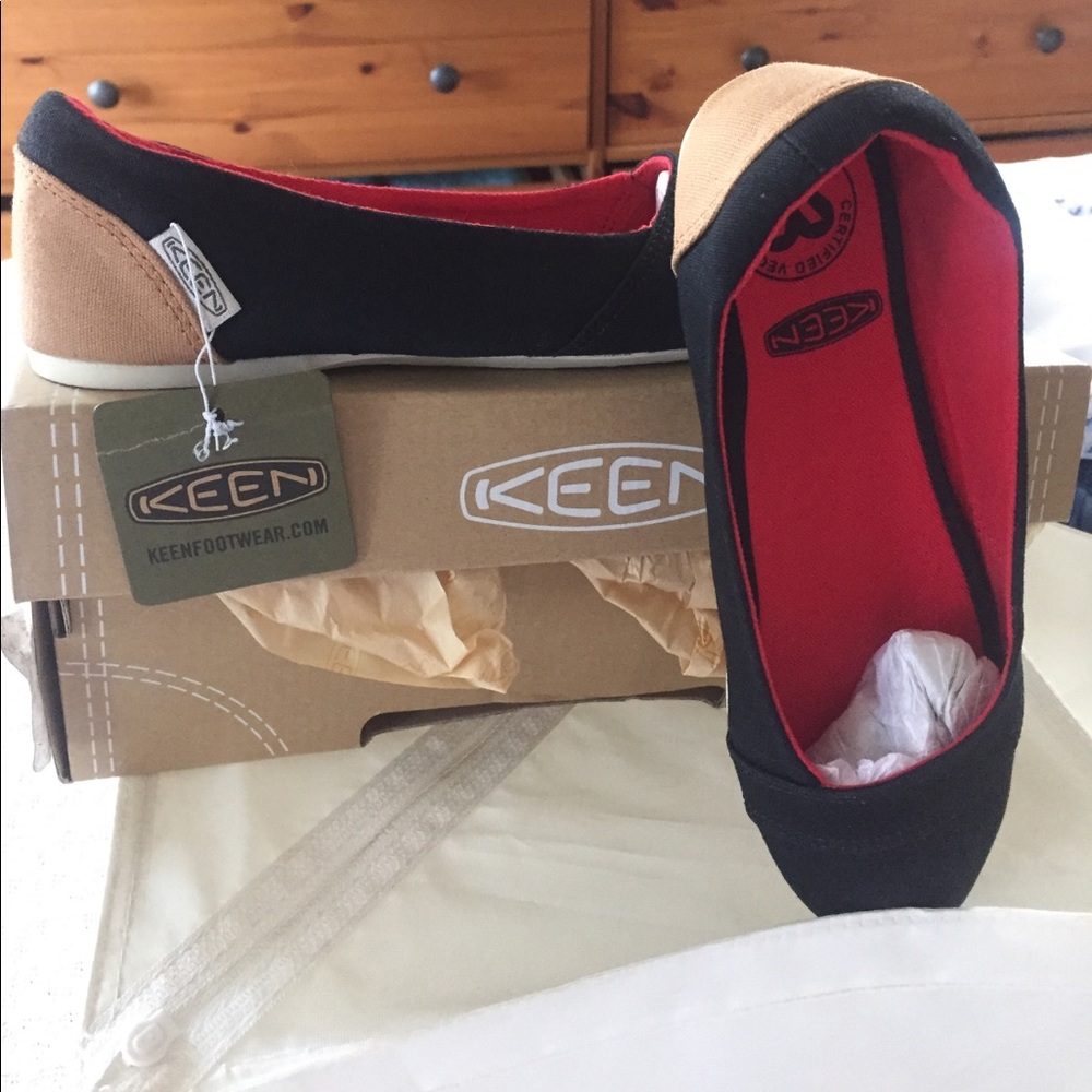 Keen women's Cortona Ballet Flats.