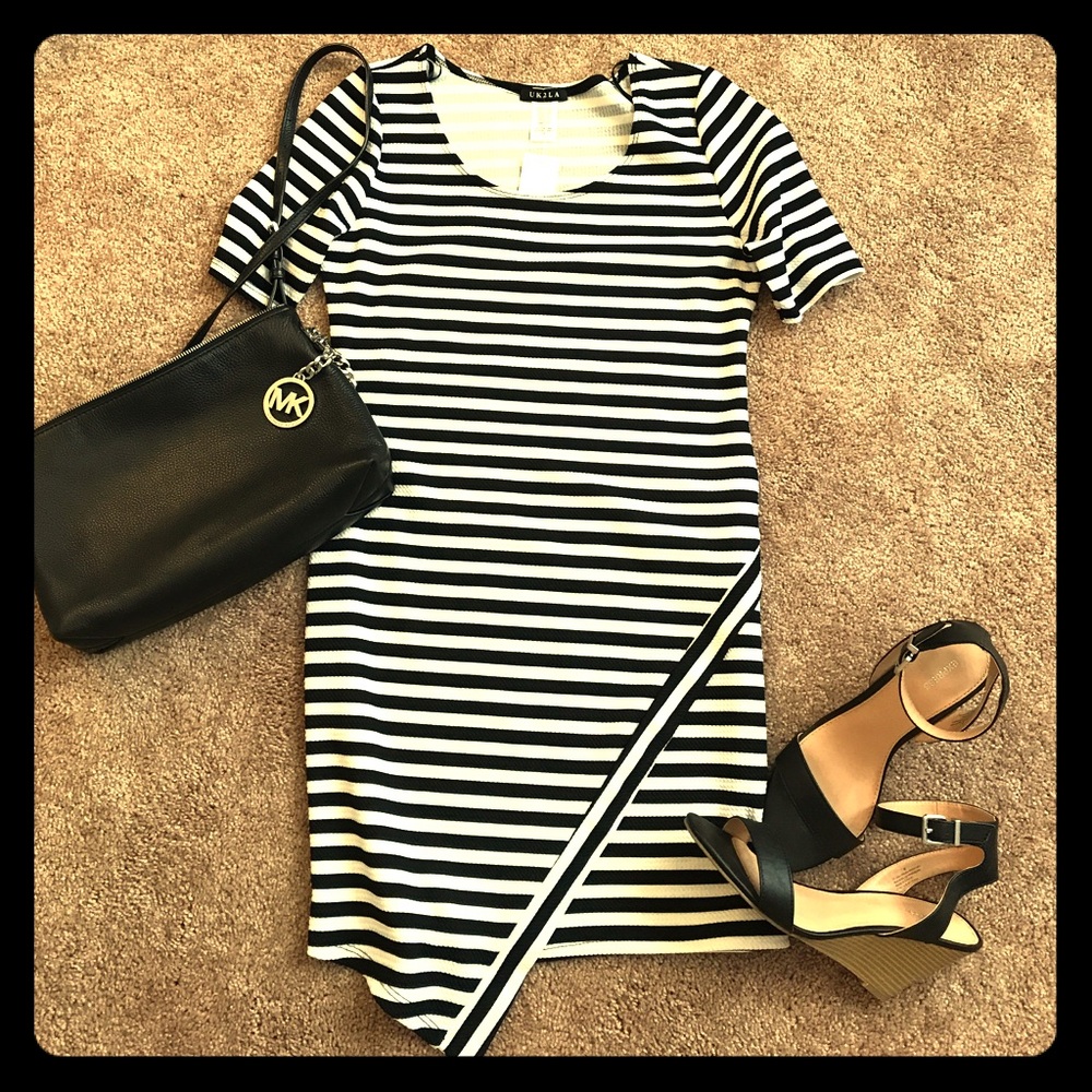 NWT B&W striped short sleeve mini dress