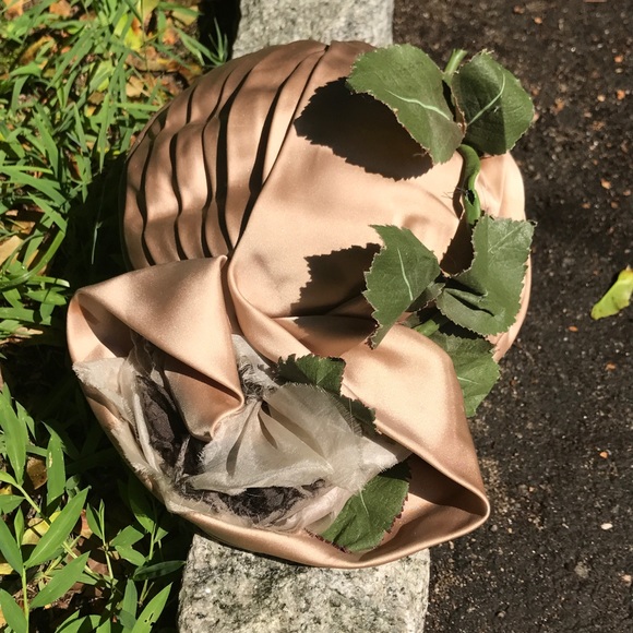 VTG 1960s Silk Flower Hat  main image 5