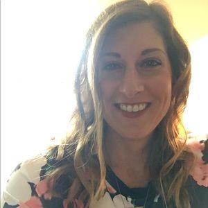 Meet your Posher, Abby
