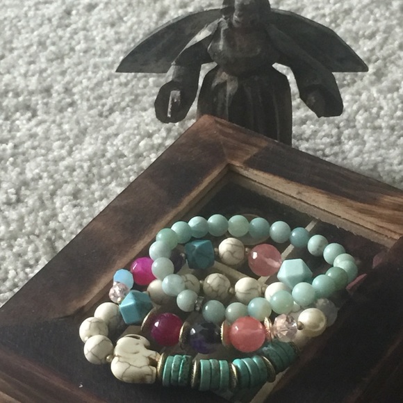 Beautiful set of three bracelets handmade - Picture 8 of 8