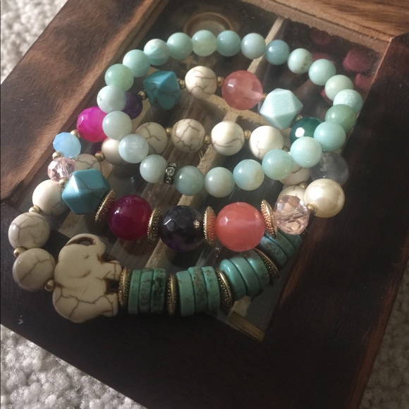 Beautiful set of three bracelets handmade - Picture 1 of 8