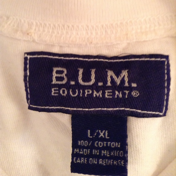 T-Shirt - Picture 3 of 3