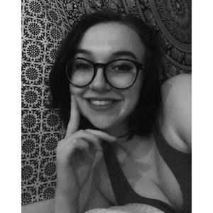 Meet your Posher, Kenzie