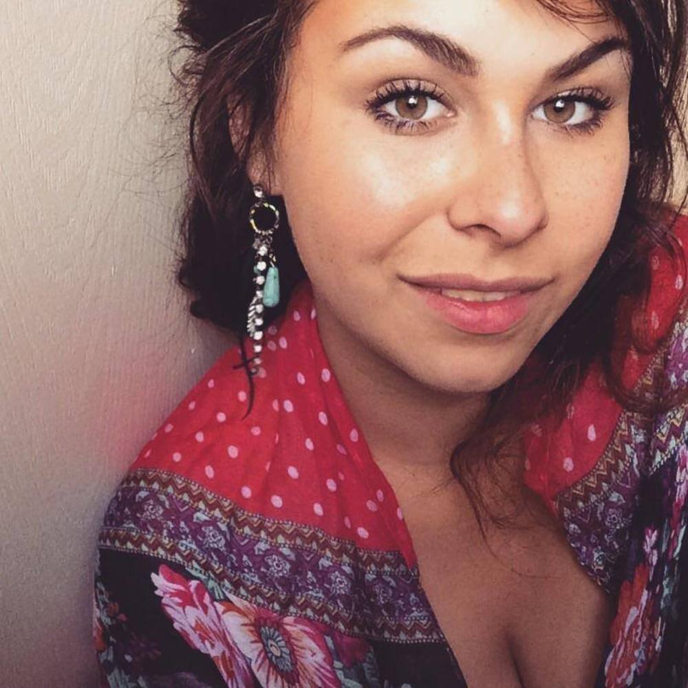 Meet your Posher, Krystal