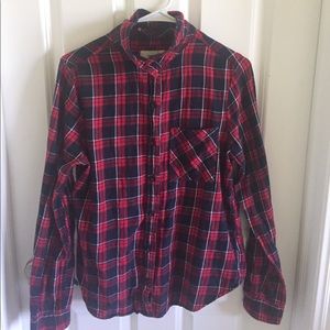 FOREVER 21 plaid button up flannel with one pocket