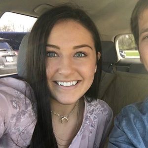 Meet your Posher, Kelli
