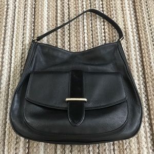 Black shoulder bag