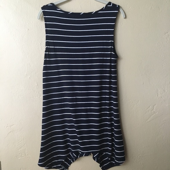 ⚓️ Navy Striped Tunic - Ellen Tracy - Picture 2 of 6