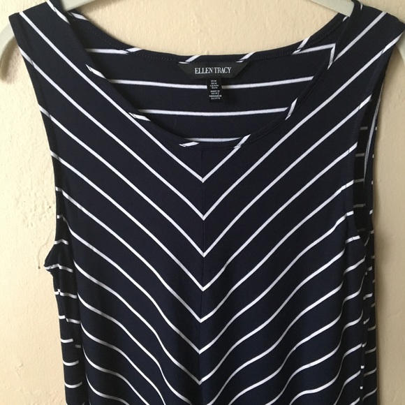 ⚓️ Navy Striped Tunic - Ellen Tracy - Picture 4 of 6