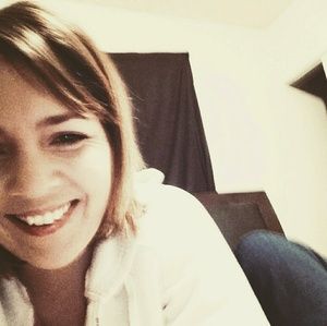 Meet your Posher, Stacy