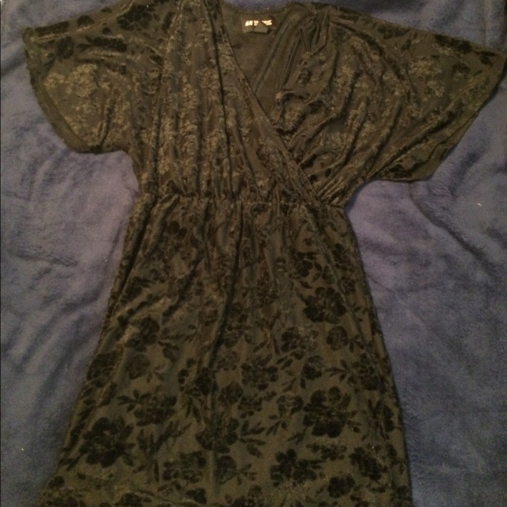 H&M Conscious Collection Velvet Dress