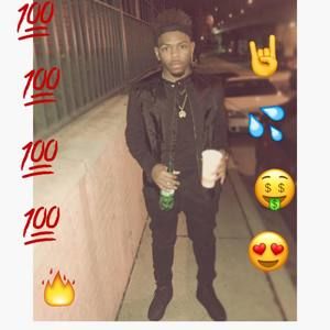 Meet your Posher, Devin