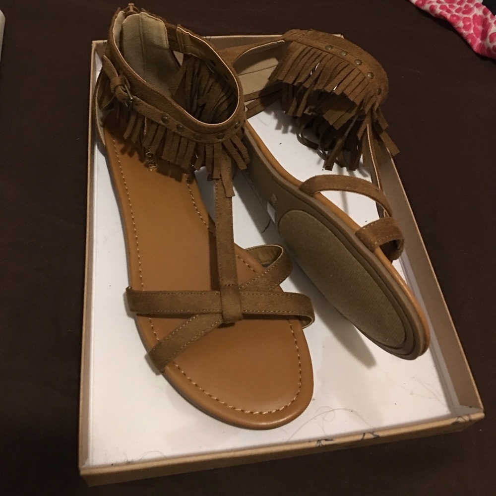 Strappy fringe sandals