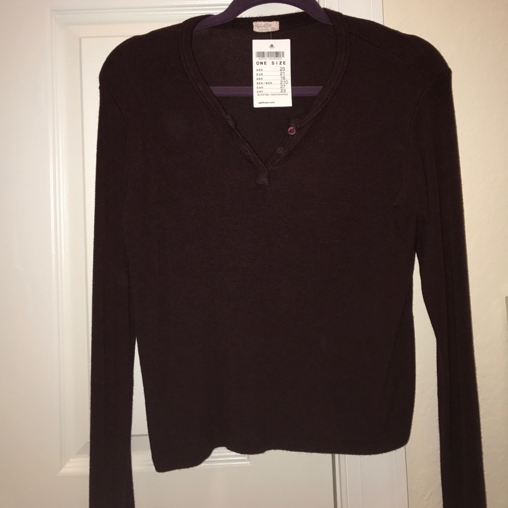Brandy Melville long sleeve top