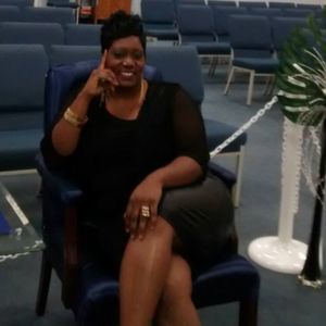 Meet your Posher, Linda