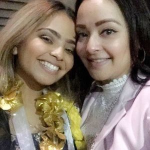 Meet your Posher, Lorraine