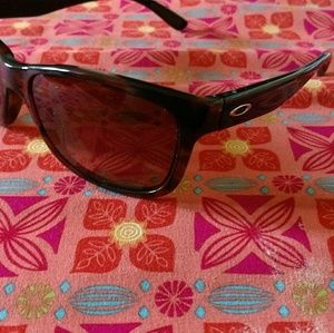Women's Oakley glasses!