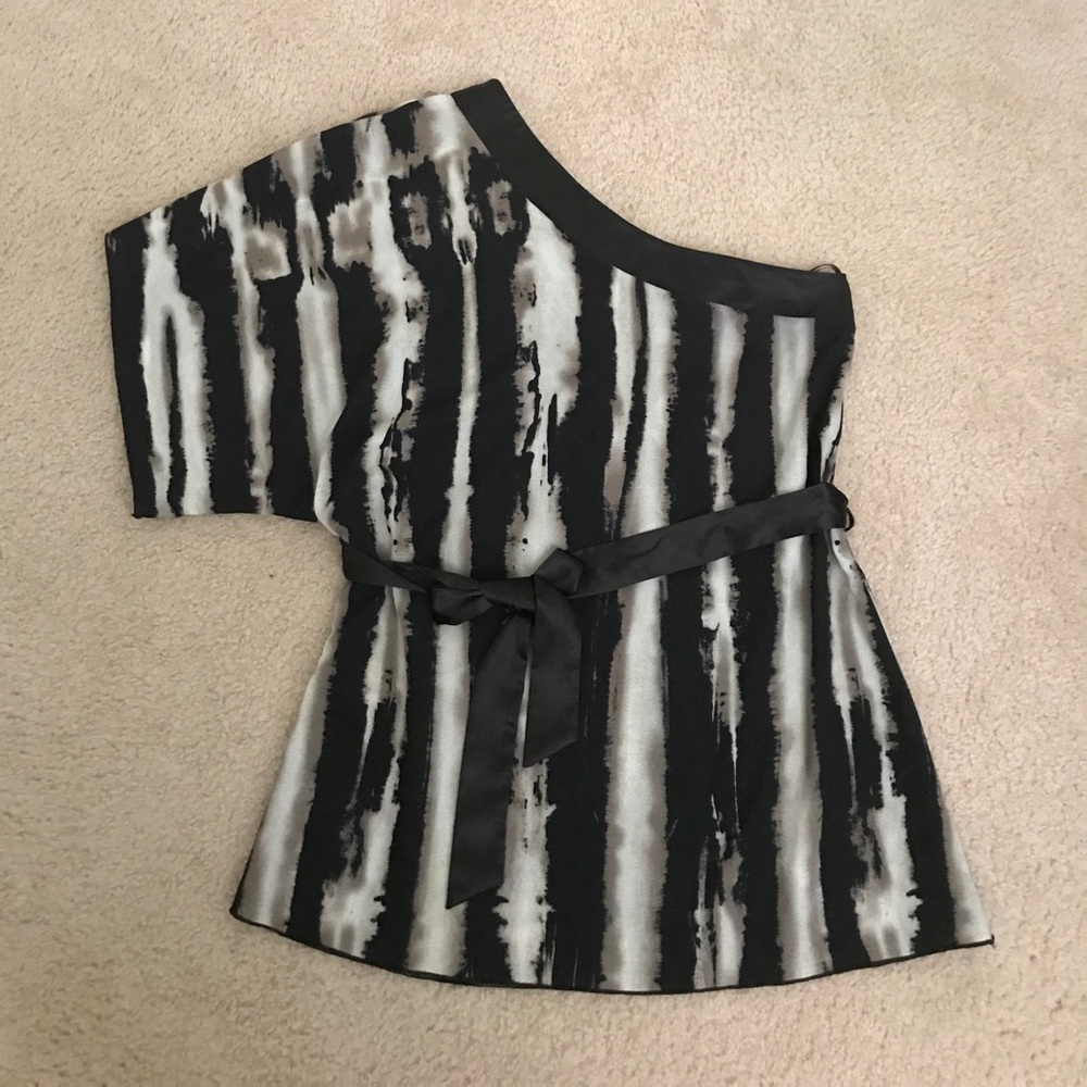 Forever 21 One Shoulder Blouse