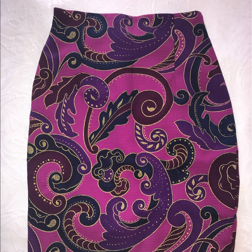 Versace Patterned Skirt Mint Condition - image 1