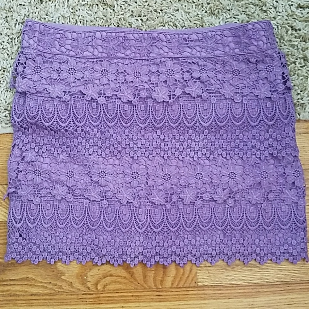 American Eagle Lace Detail Skirt