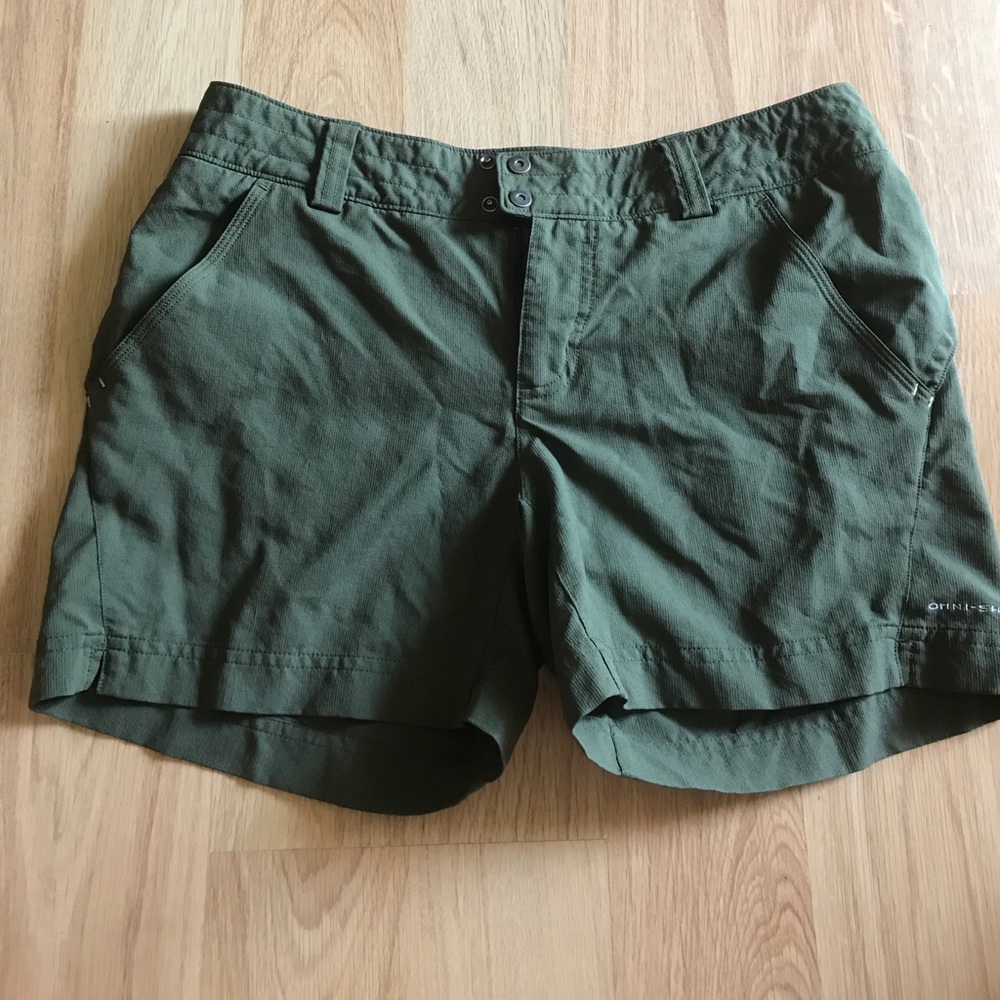 Columbia outdoor shorts.