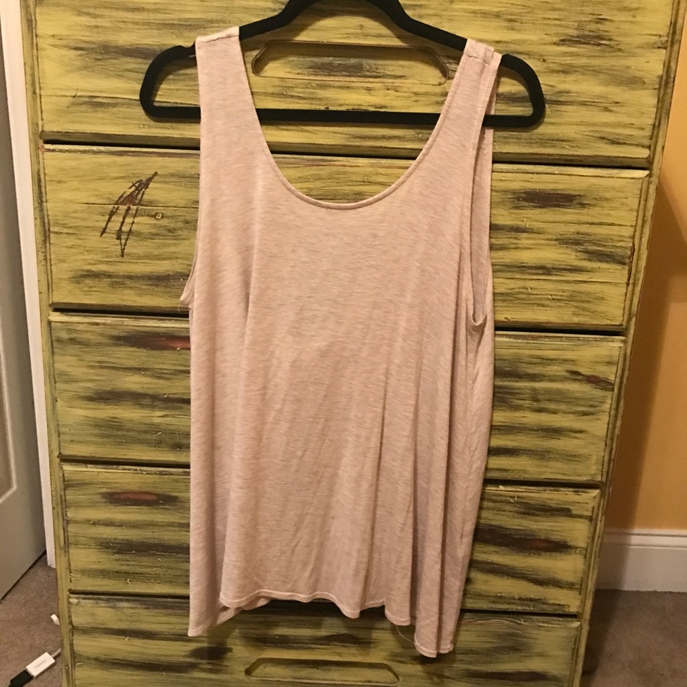 Forever 21 tank!