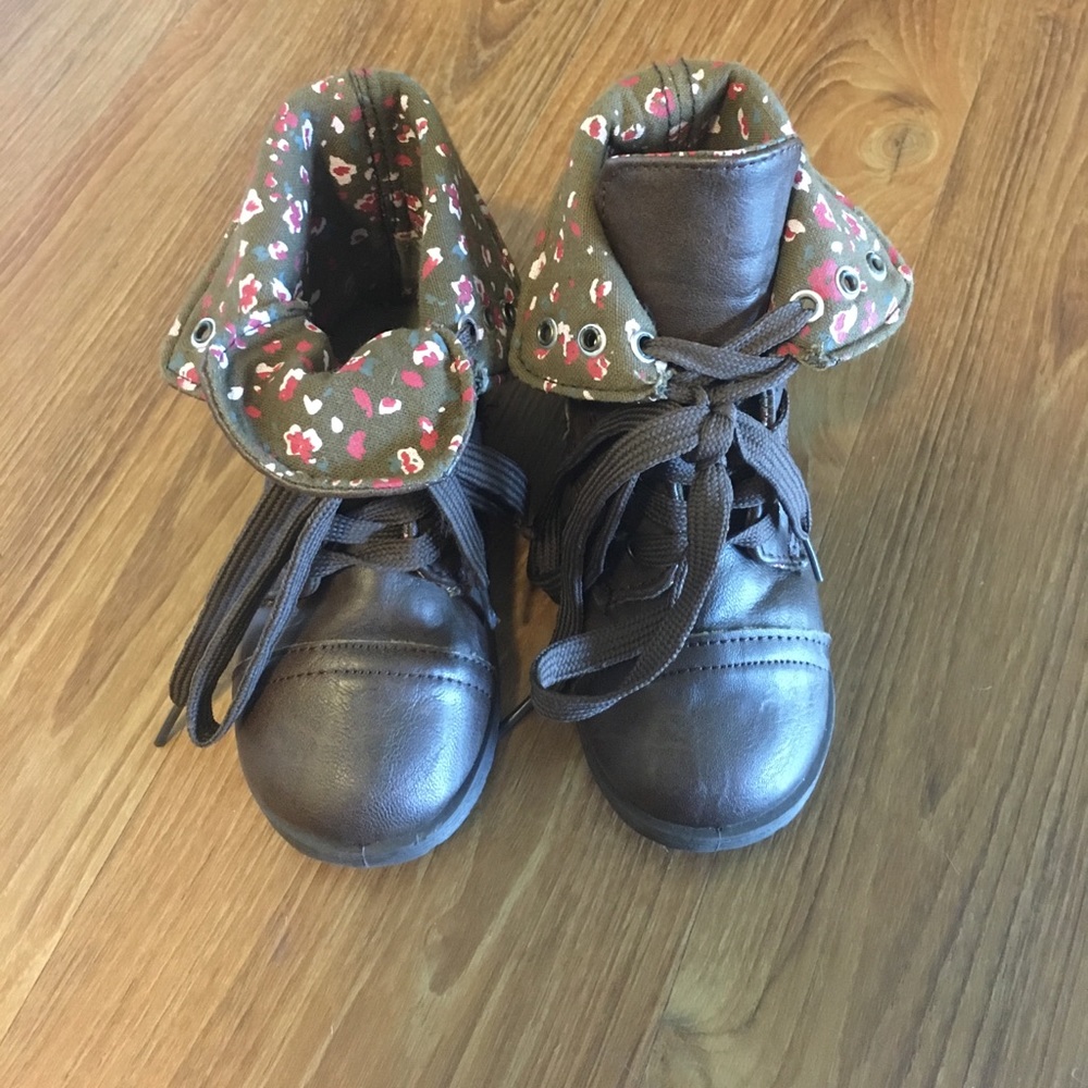 Brown army style boots. Toddler girl size 9