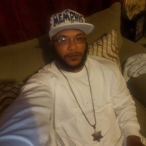 Meet your Posher, Cornelius