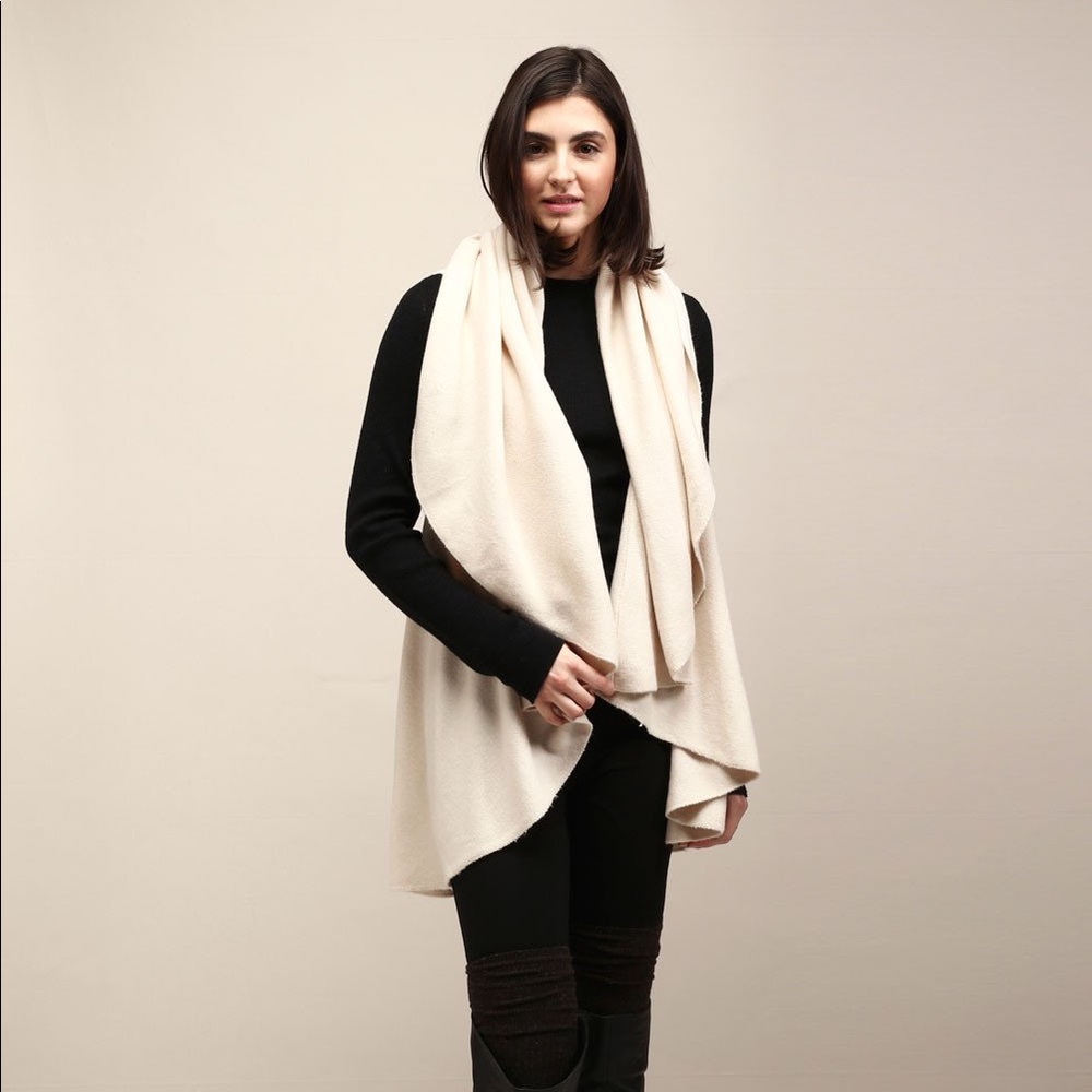 Look By M Basic Shawl Vest