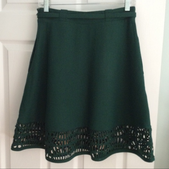 ✨HP✨ NWOT Susana Monaco Naomi Laser Cut Hem Skirt - Picture 4 of 7