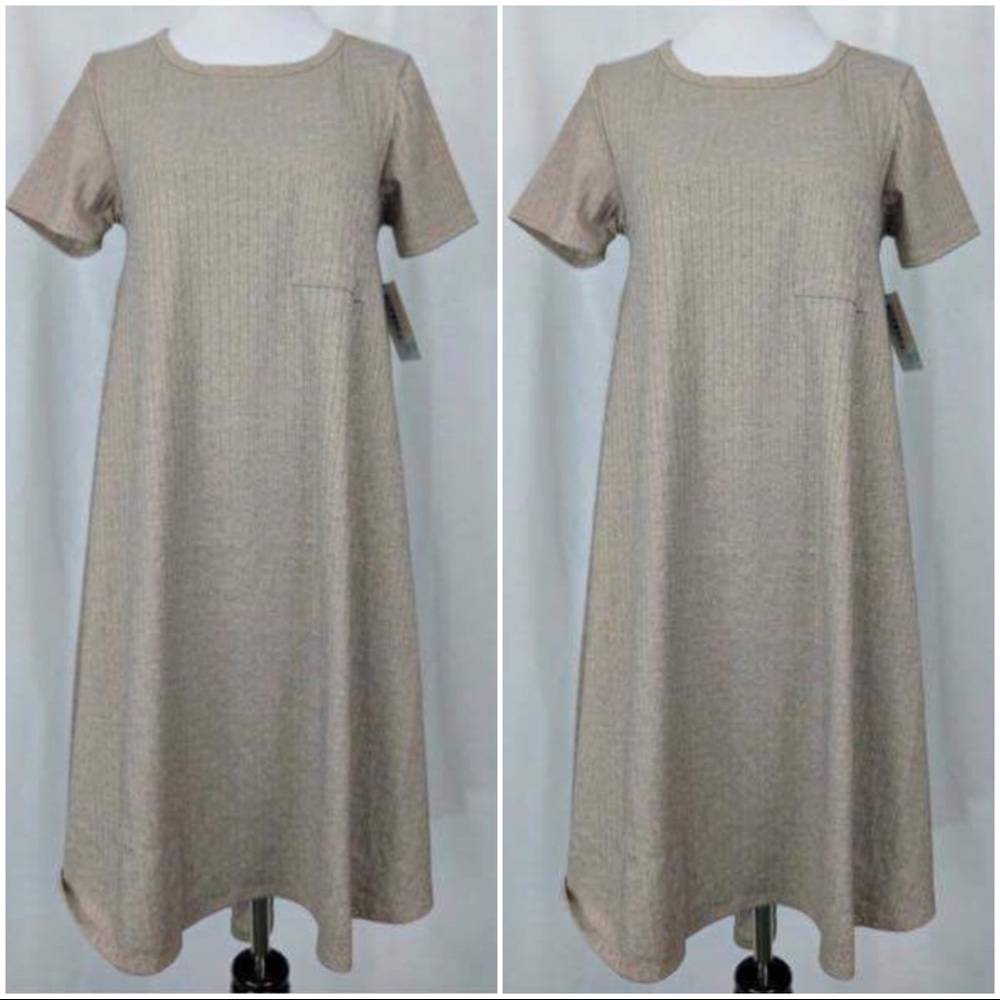 🎄SALE‼️LulaRoe Gold Holiday Carly -NWOT- SMALL