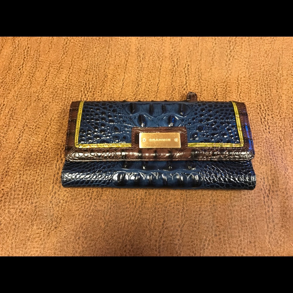 Brahmin Wallet