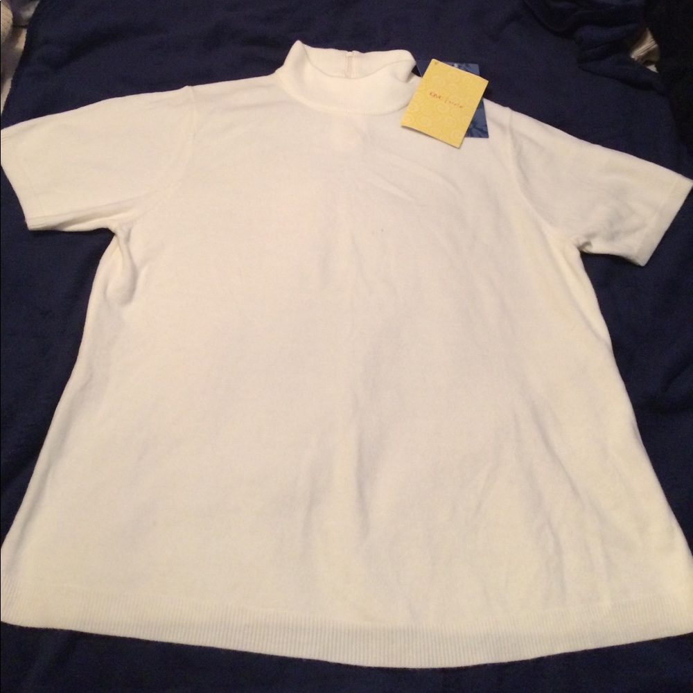 White Shortsleeve Mock-neck Sweater