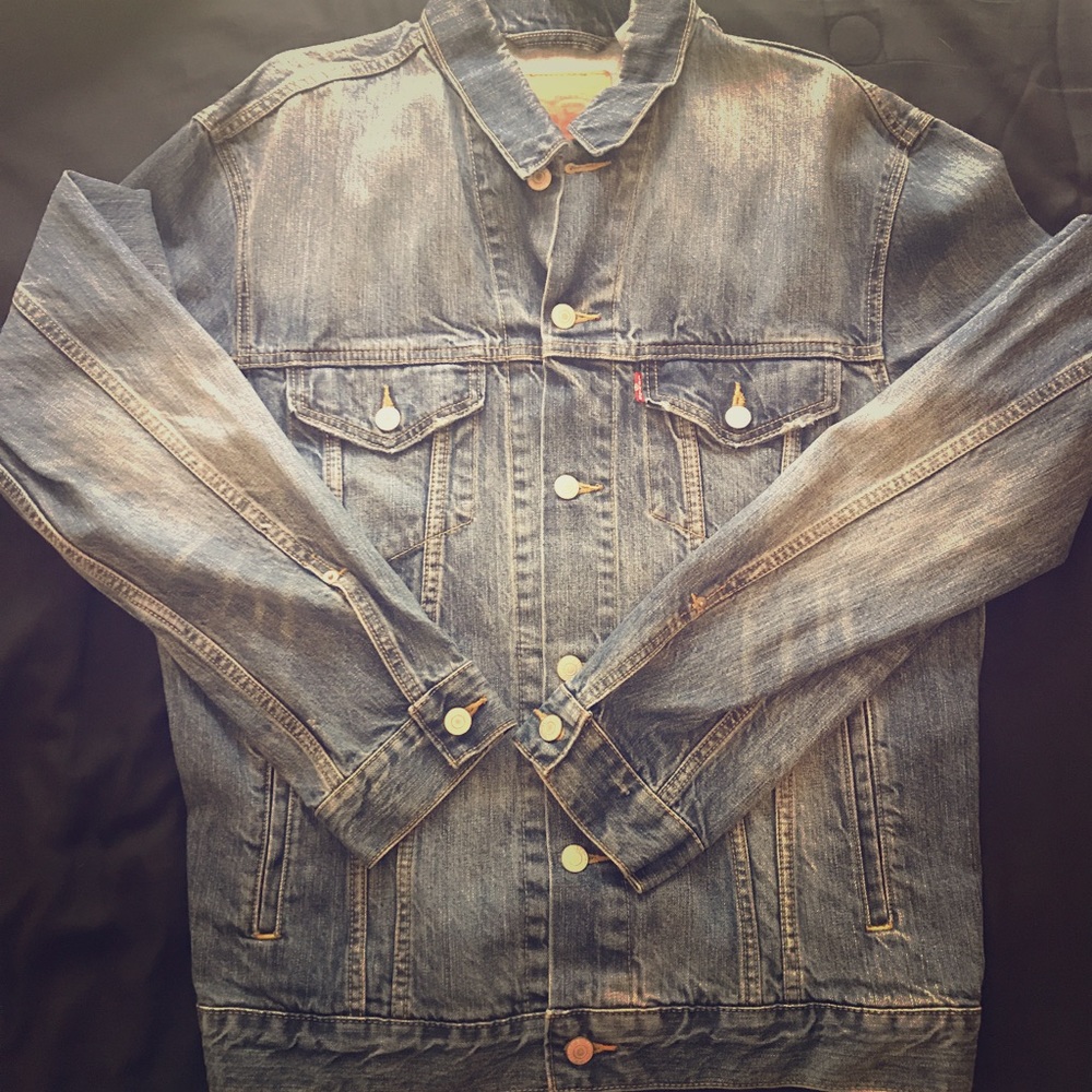 Levi's denim jacket