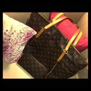 Authentic Louis Vuitton Totally GM