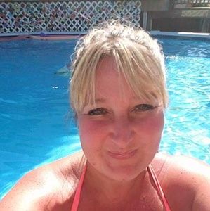 Meet your Posher, Pam
