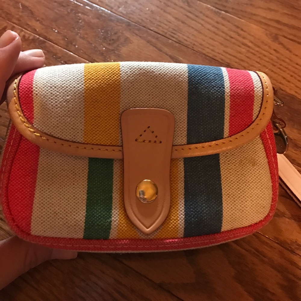 Dooney and Bourke wristlet