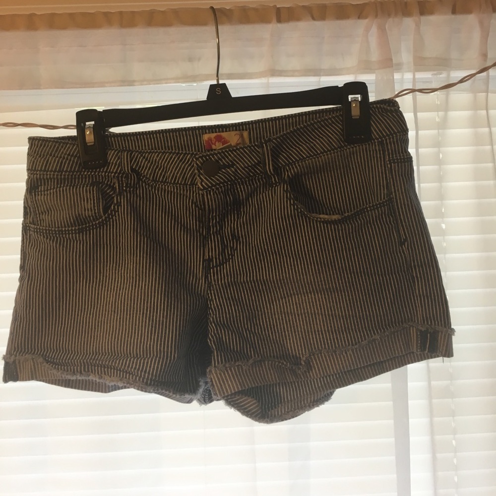 Blue jean shorts with white stripes