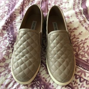 gray Steve Madden Ecentrcq