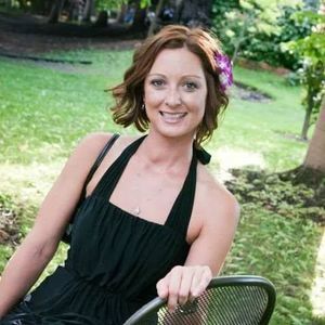 Meet your Posher, Crystal