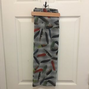 Gray with Feathers LuLaRoe Cassie Skirt Large