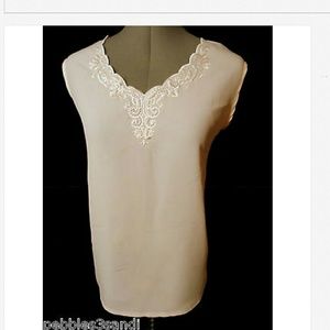 KATHY CHE Pearl Trim V neck Top M Pink Scalloped cami Tank blouse Embroidered