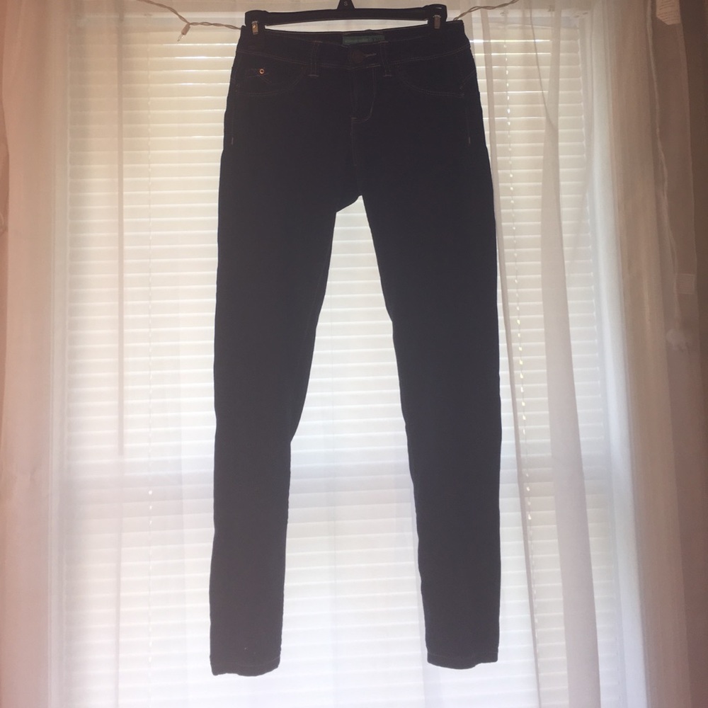 Blue skinny jeans